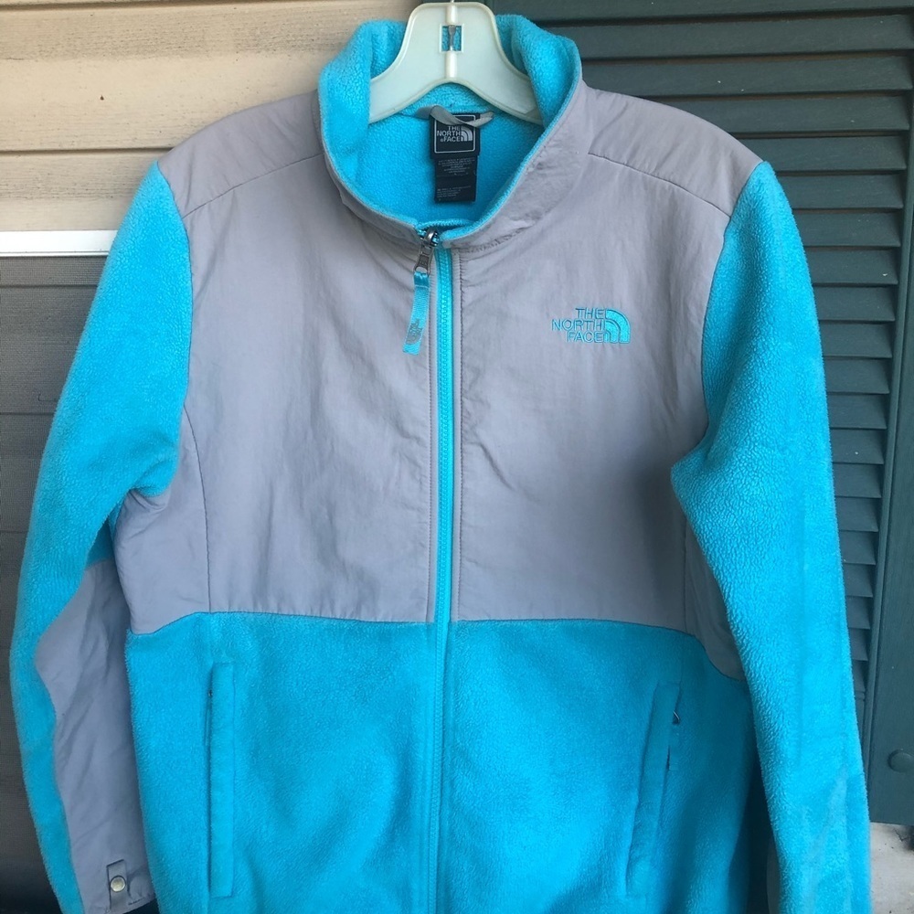 The North face blue Denali jacket for girls
